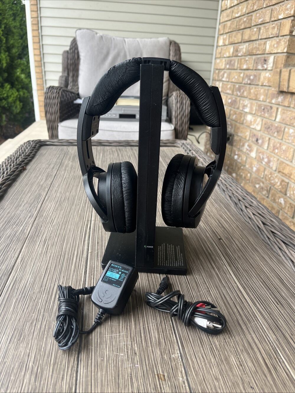Sony MDR-RF985R Wireless Stereo Headphones w/ Transmitter Base TMR-RF985R Tested